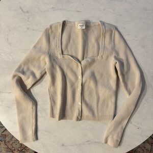 Abercrombie & Fitch Sweetheart Neck Sweater/Cardigan